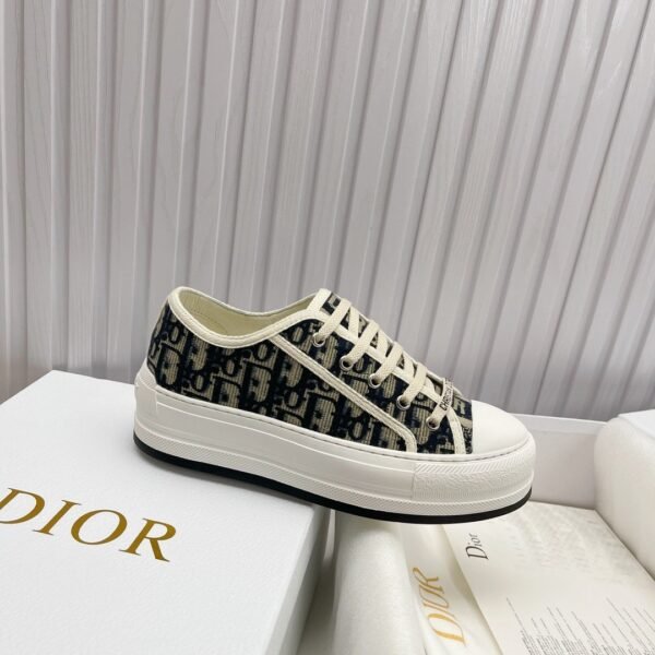 DIOR sneakers premium edition