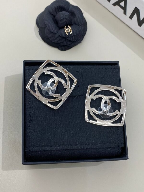 Chanel earrings high-end version 1:1