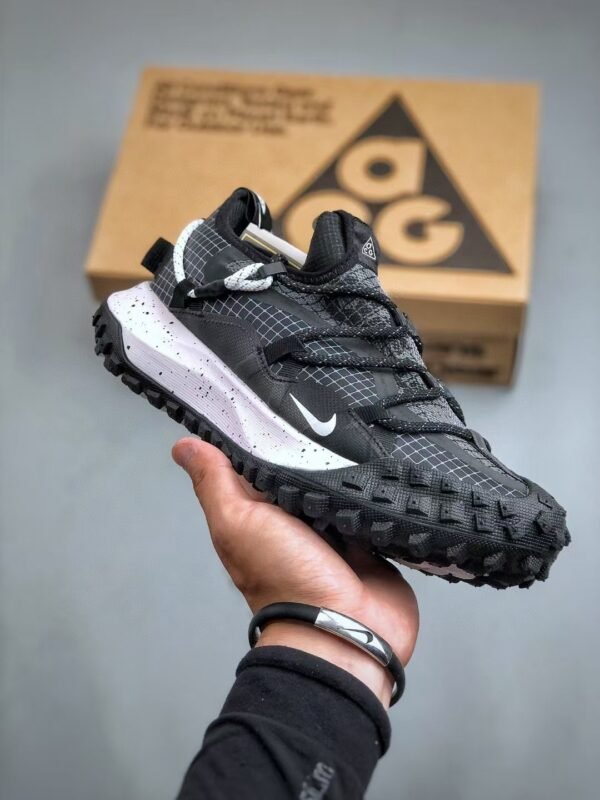 Nike Hiking Shoes Premium