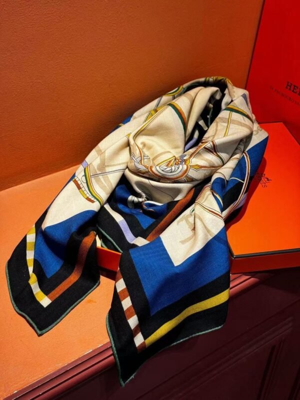 Hermès Velvet Square Scarf Premium Edition 140x140cm