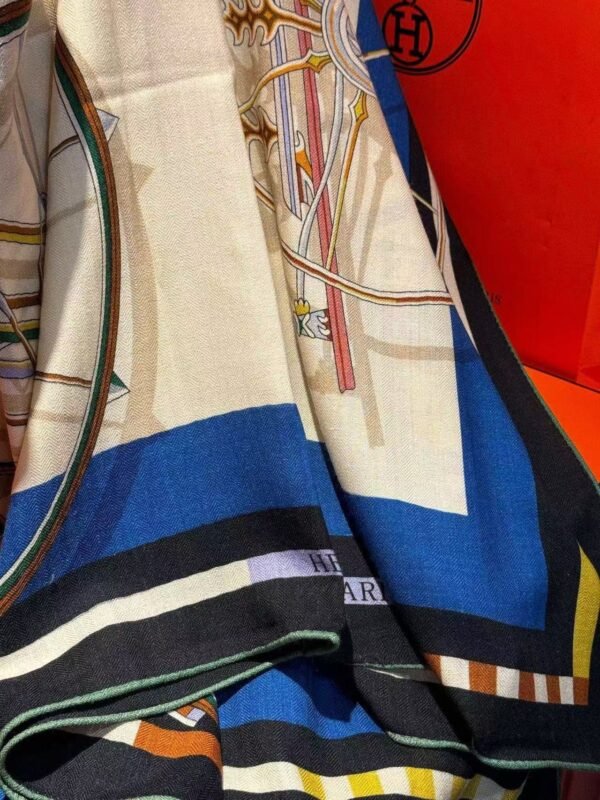Hermès Velvet Square Scarf Premium Edition 140x140cm