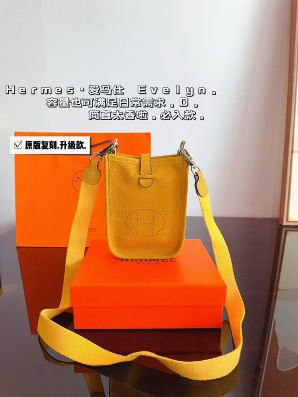 Hermes bag 13x4x16cm