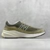 New Balance  Sports shoes