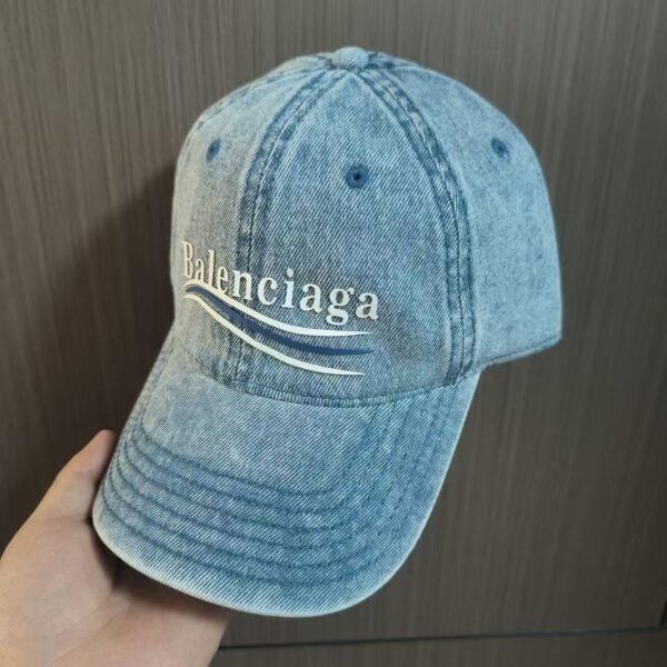 Balenciaga baseball cap