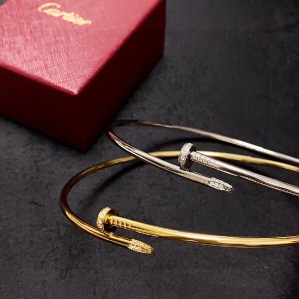 Cartier nail necklace