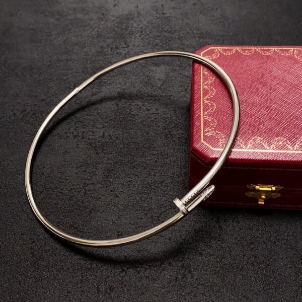 Cartier nail necklace