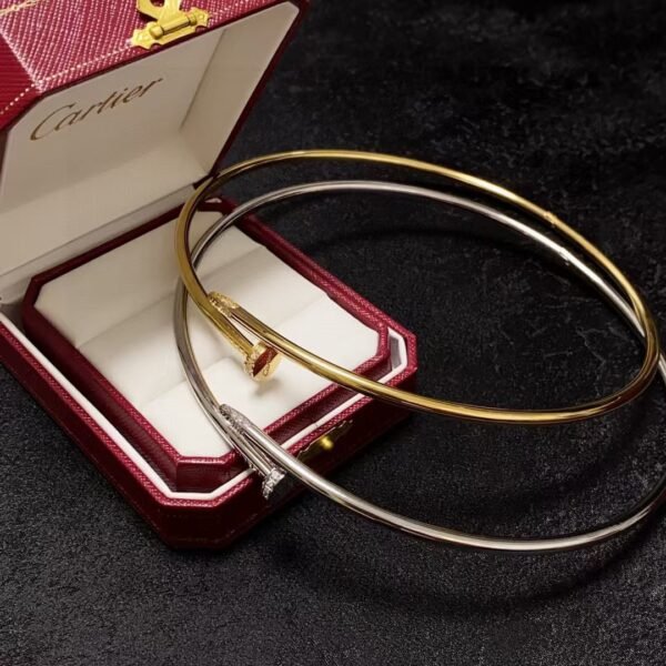 Cartier nail necklace
