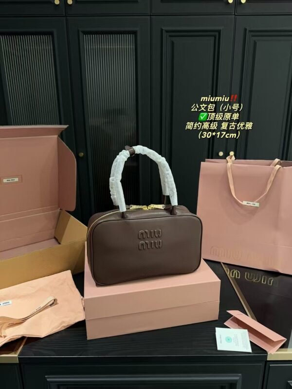 miumiu bowling bag 30x17cm