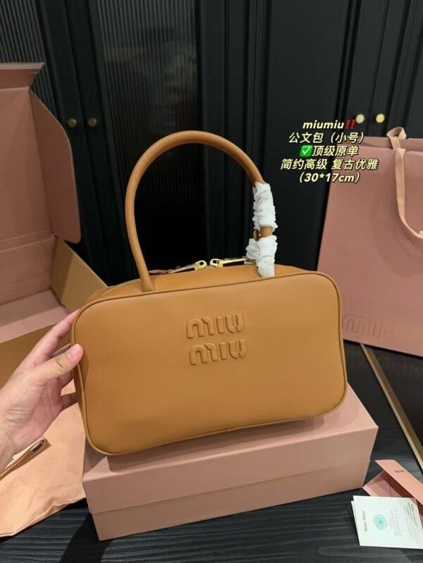 miumiu bowling bag 30x17cm