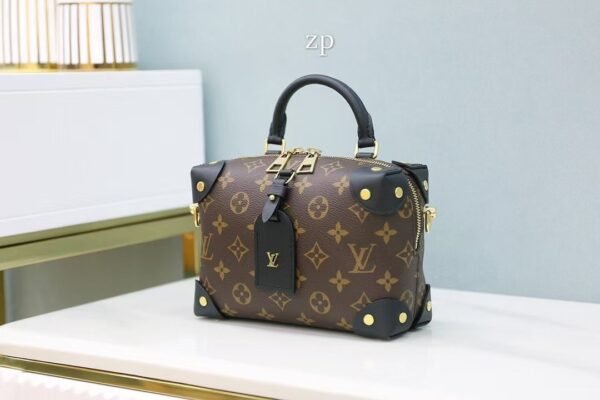 Louis Vuitton small square bag Premium 20×14×7.5cm