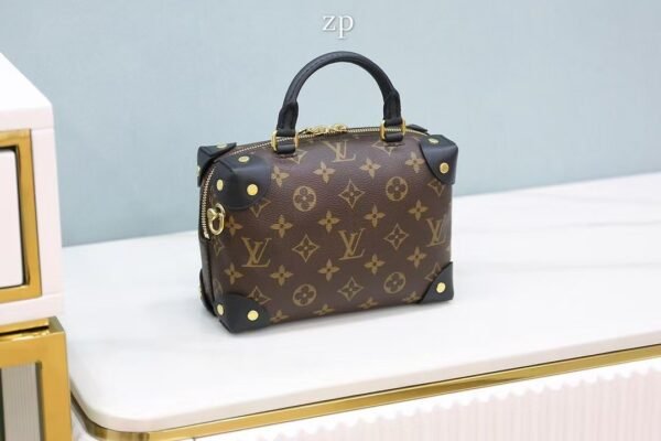 Louis Vuitton small square bag Premium 20×14×7.5cm