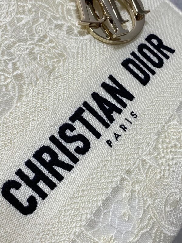DIOR official website 1:1 embroidered bag premium version