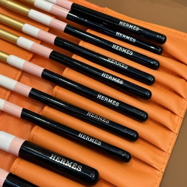 Hermes makeup brushes