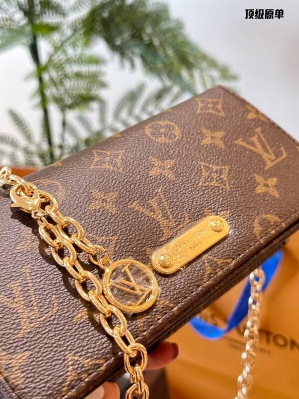 Louis Vuitton bag 20.7×10.2×3.5cm