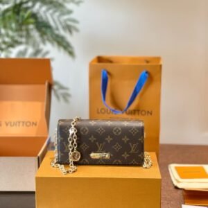 Louis Vuitton bag 20.7×10.2×3.5cm