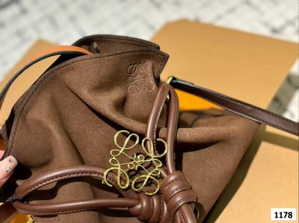 LOEWE Anagram New Bag 30x24cm
