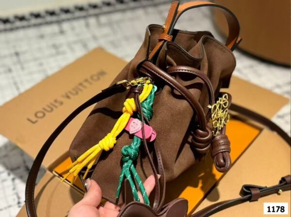 LOEWE Anagram New Bag 30x24cm