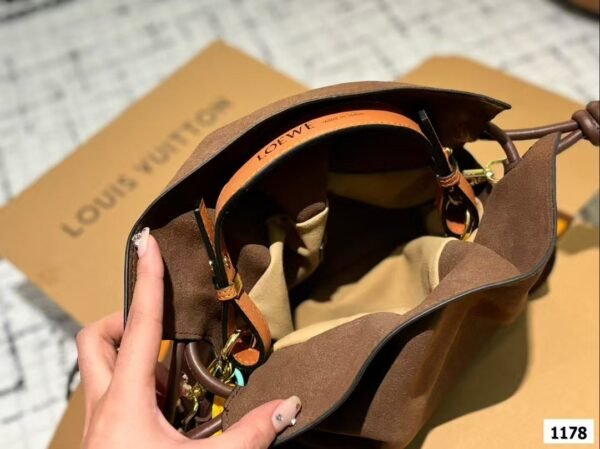 LOEWE Anagram New Bag 30x24cm