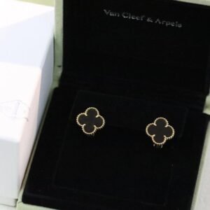Van Cleef & Arpels earrings Premium