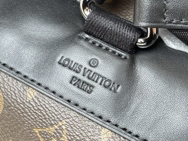 Louis Vuitton Backpack 41x47x13cm