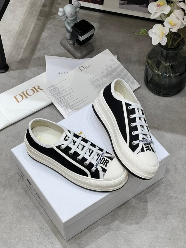 DIOR Walk’n’Dior platform sneakers Thickness: 4.5 cm