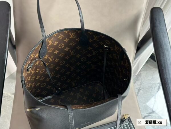 Louis Vuitton Tote Bag 33x26cm
