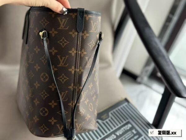 Louis Vuitton Tote Bag 33x26cm