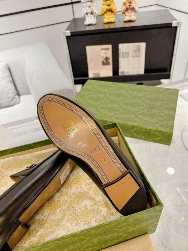 GUCCI jordaan series loafers advanced version