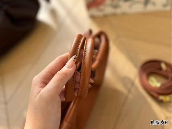 Loewe bags 34x11cm