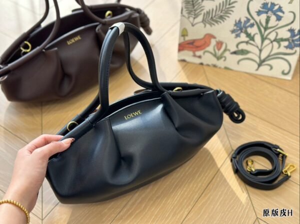 Loewe bags 34x11cm