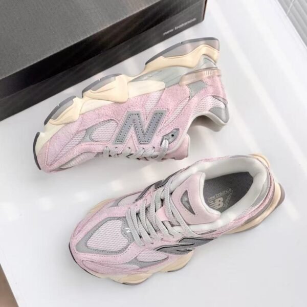 New Balance 9060 Sports shoes