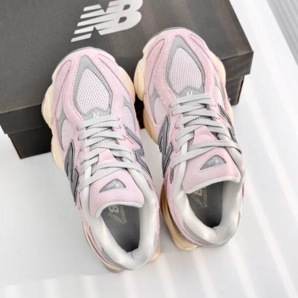 New Balance 9060 Sports shoes