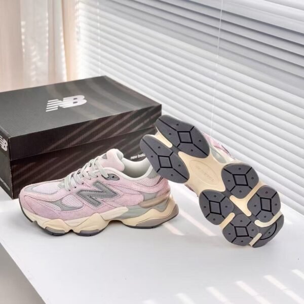 New Balance 9060 Sports shoes
