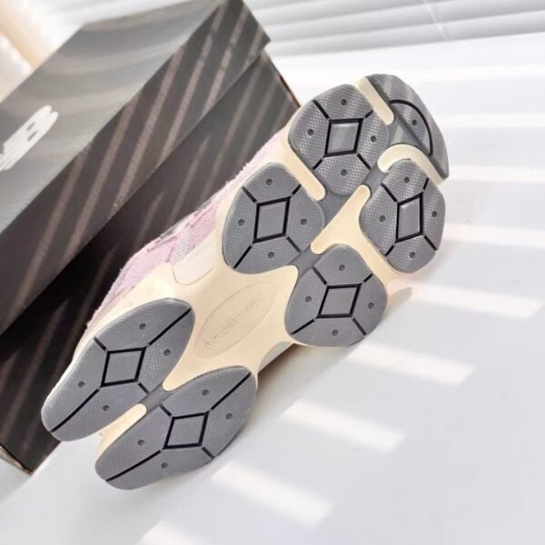 New Balance 9060 Sports shoes