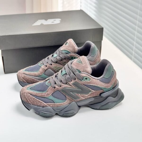 New Balance 9060 Sports shoes