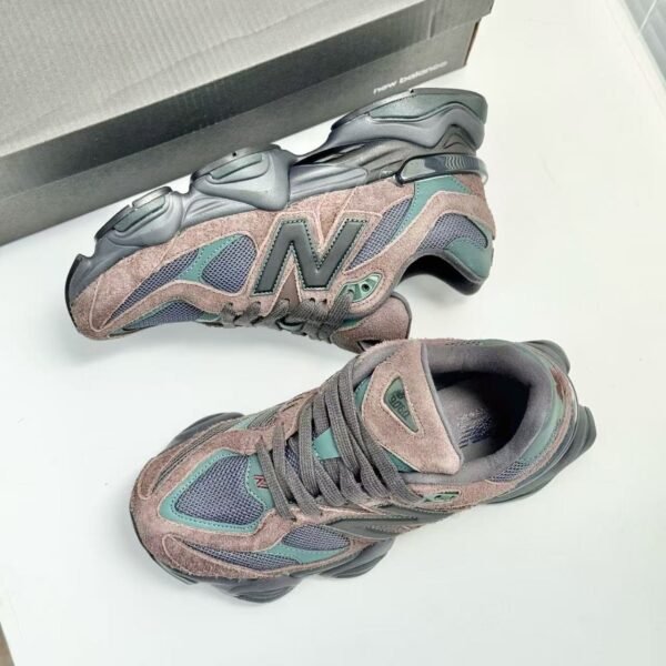 New Balance 9060 Sports shoes