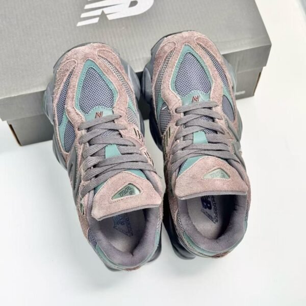 New Balance 9060 Sports shoes