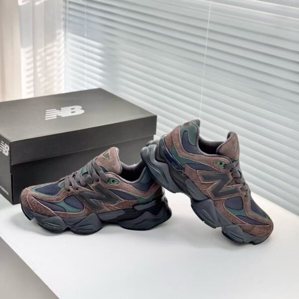New Balance 9060 Sports shoes