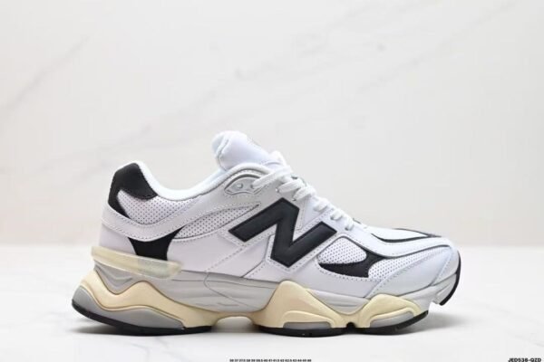 New Balance 9060 Sports shoes