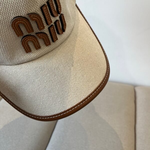 miumiu baseball cap