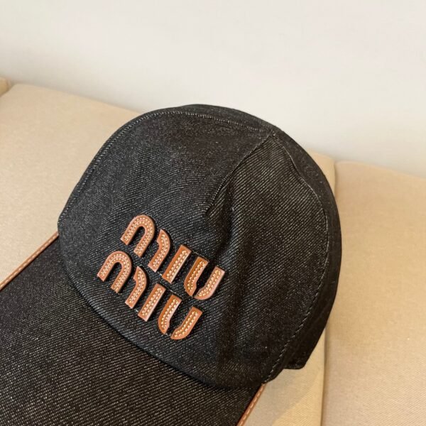 miumiu baseball cap