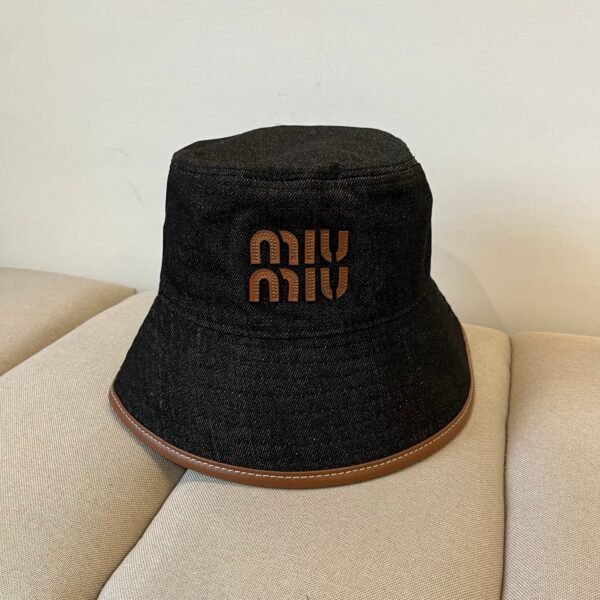 miumiu baseball cap
