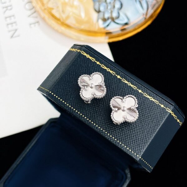 Van Cleef & Arpels Silver Premium Earrings