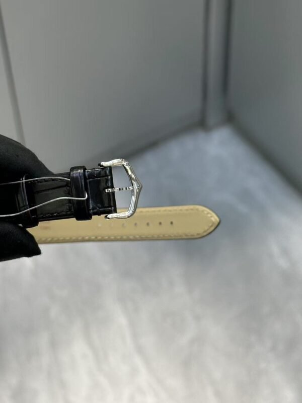 Cartier watch 43*31mm