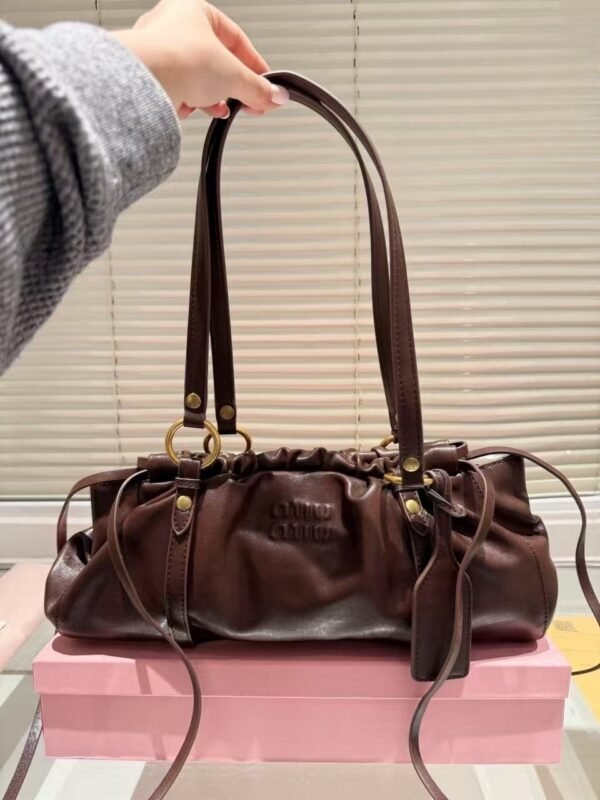 miumiu baseball bag  43x19cm