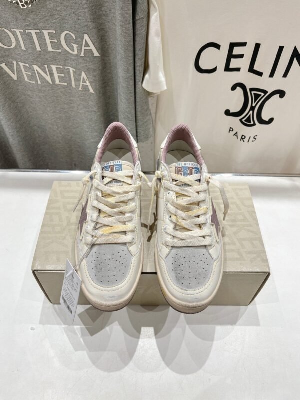 Golden Goose Casual shoes premium version
