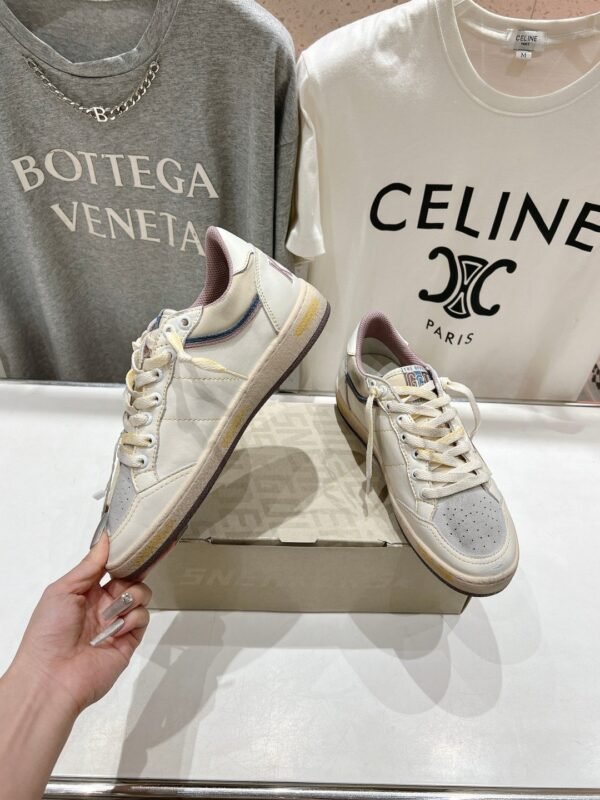 Golden Goose Casual shoes premium version