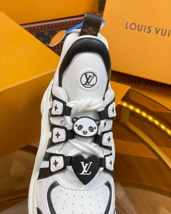 Louis Vuitton Fancy Panda Button Sneakers Top version