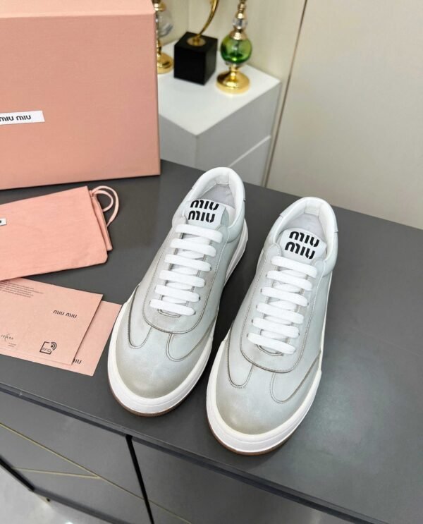 miumiu 2025 early spring catwalk casual shoes