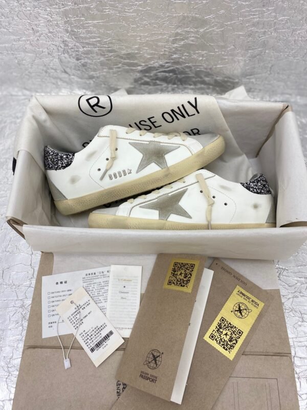 Golden Goose Casual dirty shoes